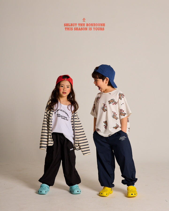 【25/夏】【店舗販売/即日発送】チーターイラスト総柄Tシャツ