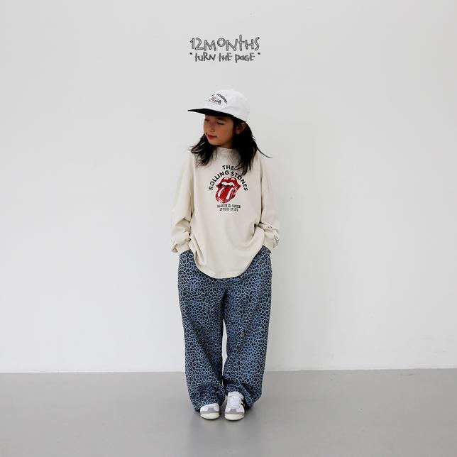 【25/秋】【店舗販売/即日発送】ベロイラストロングTシャツ