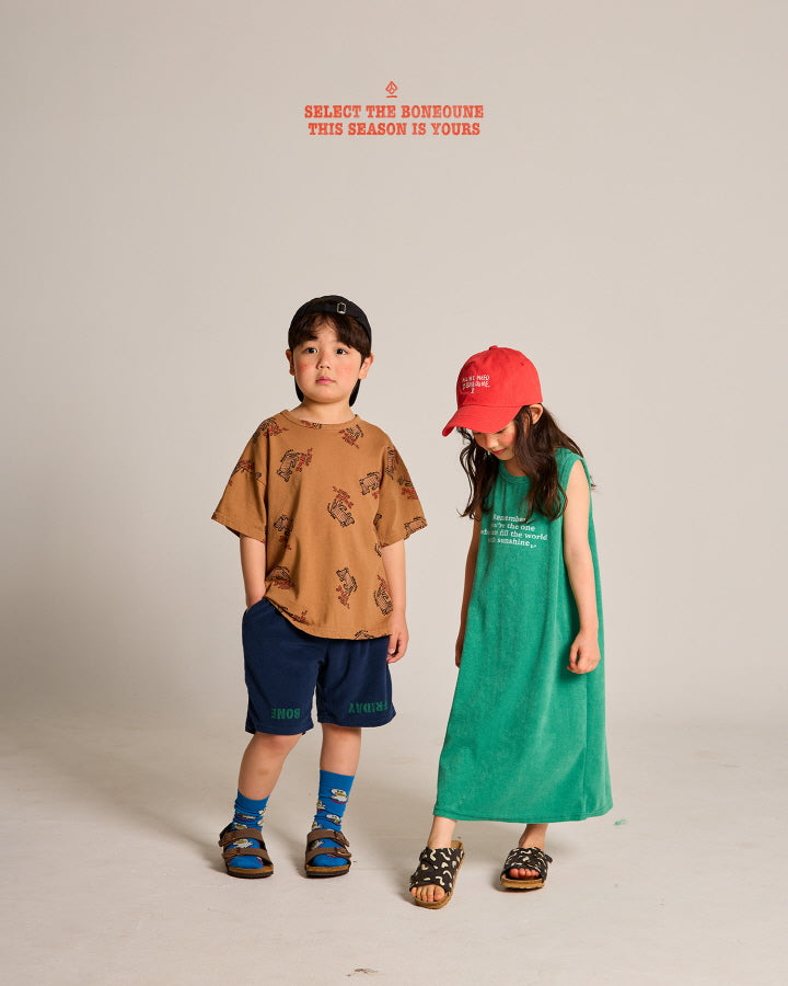 【25/夏】【店舗販売/即日発送】チーターイラスト総柄Tシャツ