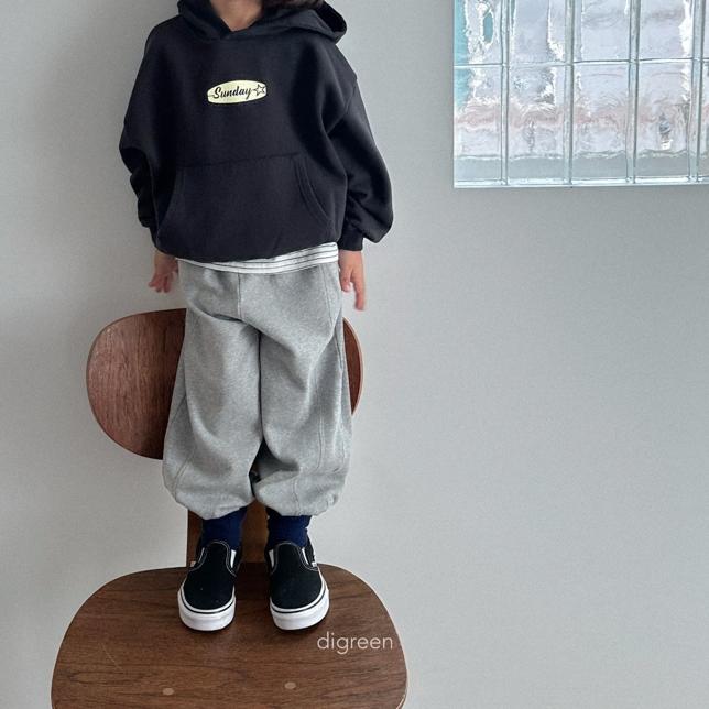【25/秋】【店舗販売/即日発送】Sunday☆スウェットパーカー
